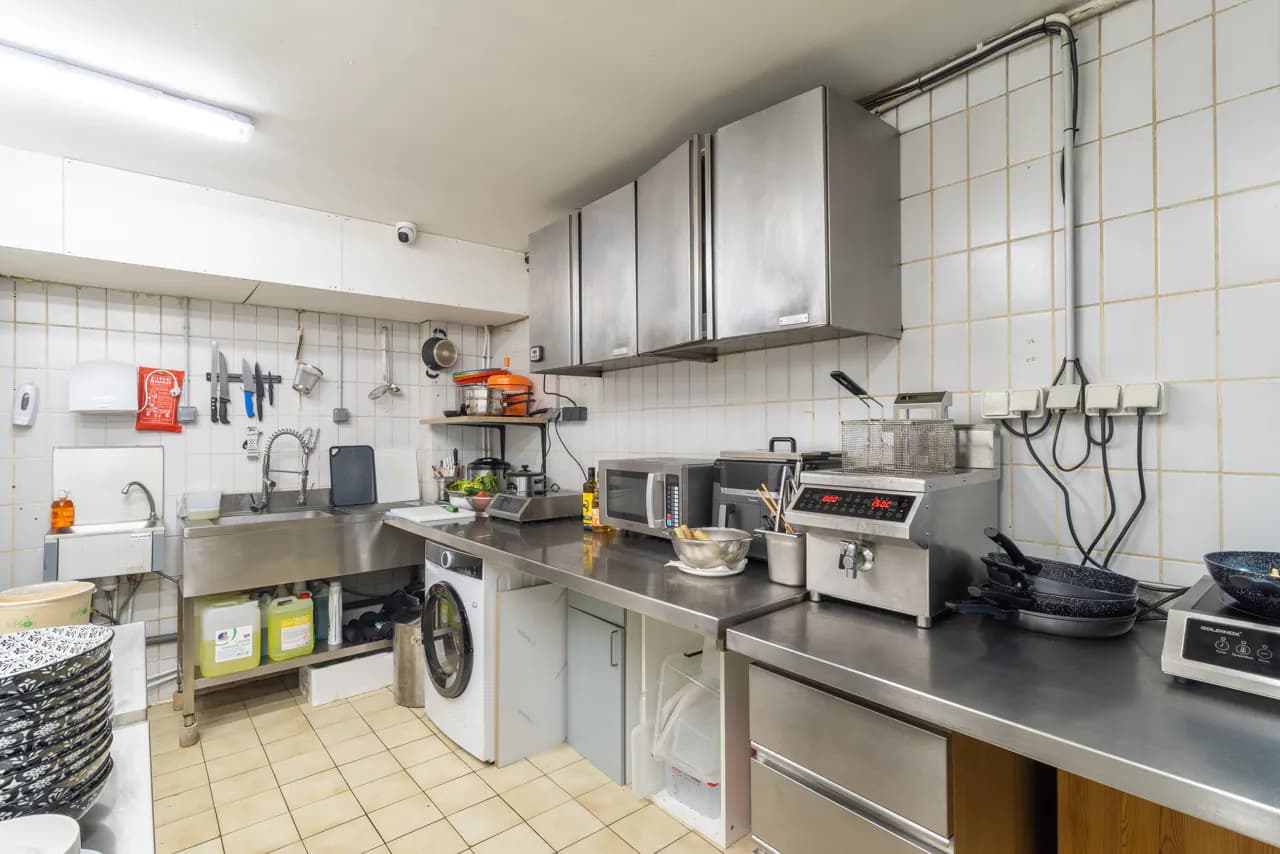 Professional kitchen