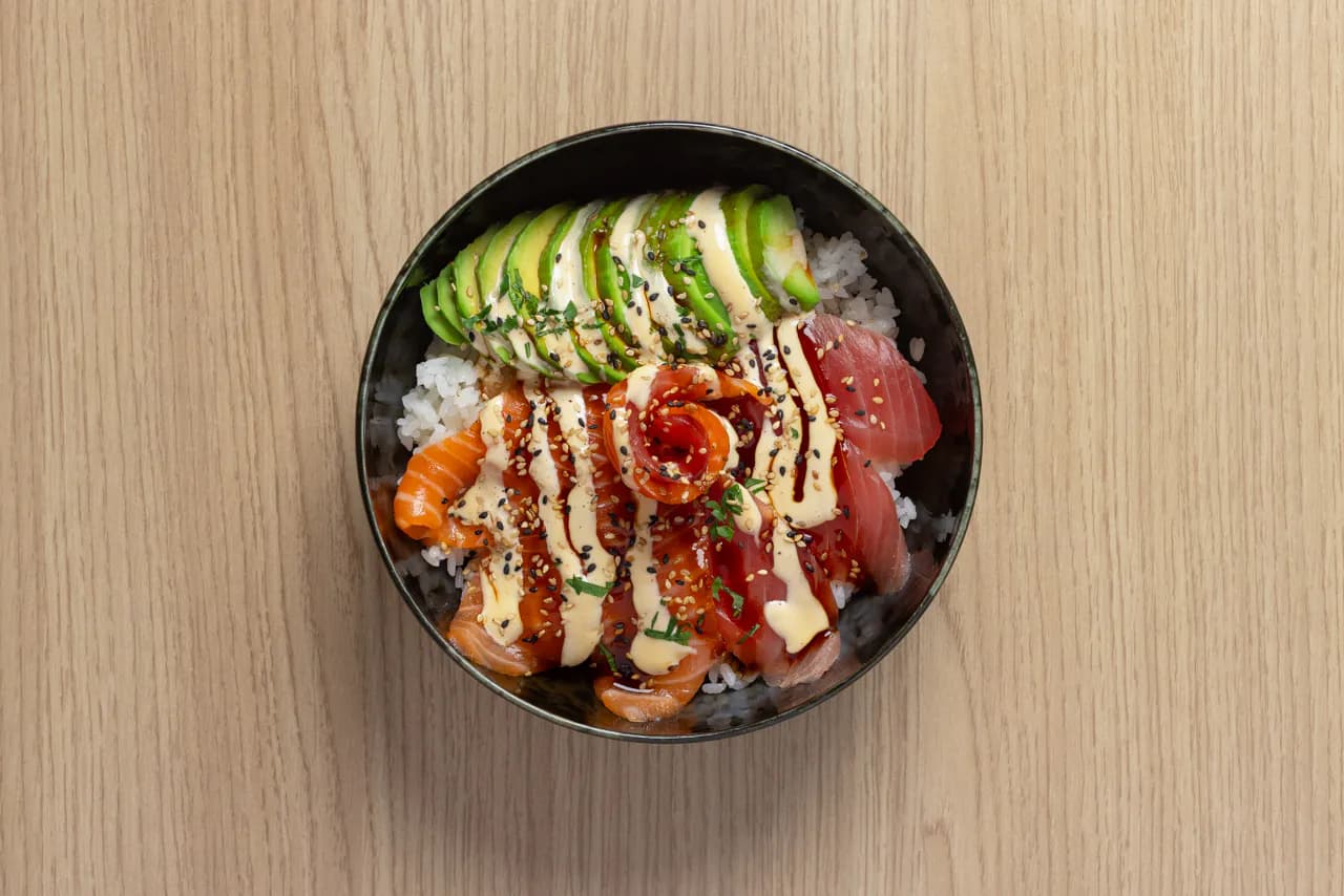 Chirashi bowl